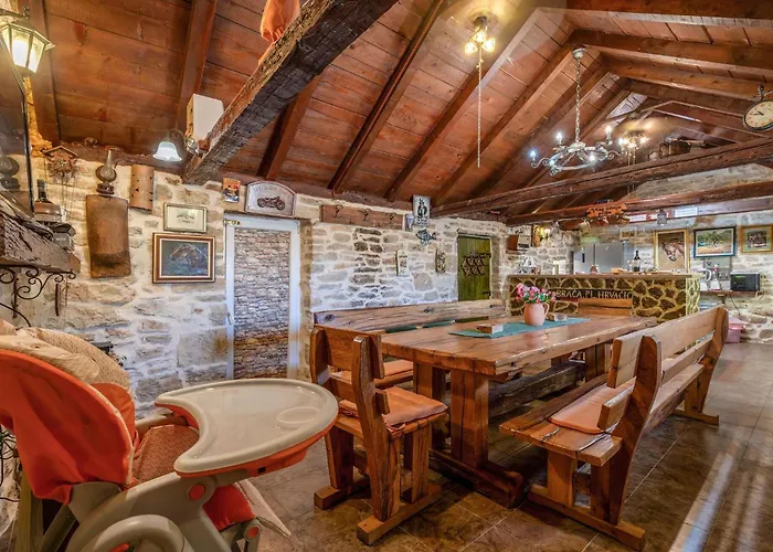 Gorgeous In Nyaraló