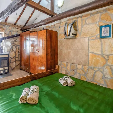 Gorgeous In Benkovac