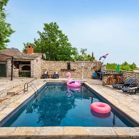 Gorgeous In Vakantiehuis Benkovac